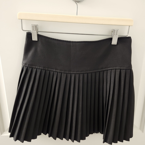 Twik Black Pleated Mini Skirt - Picture 3 of 4